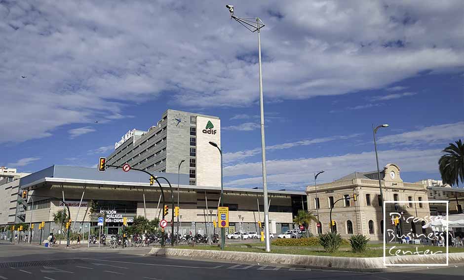 Готель Barceló Малага, Залізнична станція AVE, Готель Eurostars Малага, Готель Америки, Хосталь ла Іспанідад, Хостел Акапулько